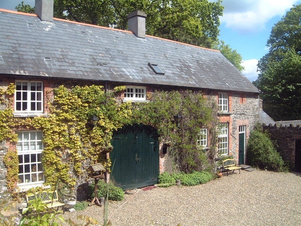 Two Lodges, each with two bedrooms sleeps 5